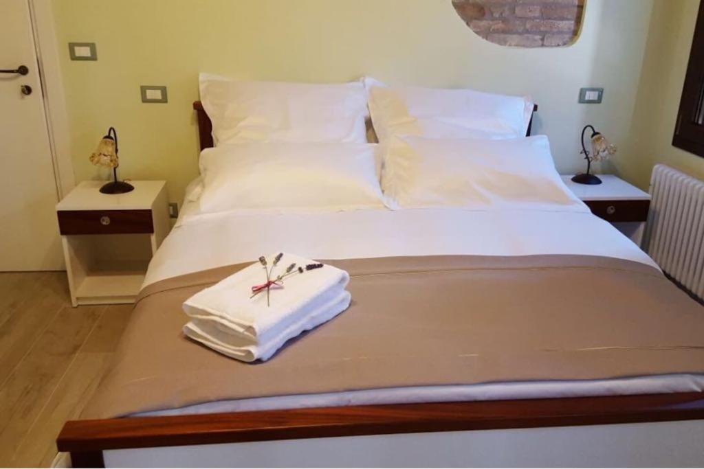 Hotel Dal Marinaio Comacchio Zewnętrze zdjęcie
